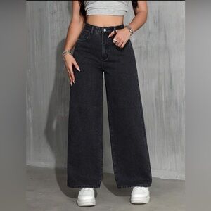 Women's Black Wide-Leg Jeans - Petite